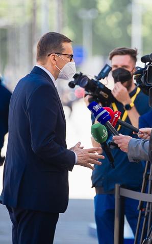 [VIDEO] Premier Morawiecki podczas Szczytu w Porto: opowiadam się za tym, żeby doszło do uwspólnotowienia patentów na szczepionki przeciw COVID-19