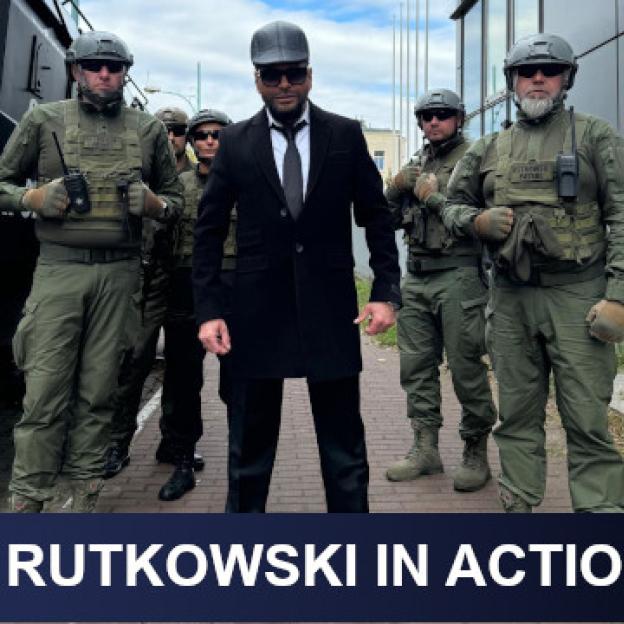 [VIDEO] A £50,000 caravan belonging to Poles has disappeared from the area near London Gatwick Airport. Do you know where it is? Call the Rutkowski Office emergency number +48 600 007 007! - PART 1